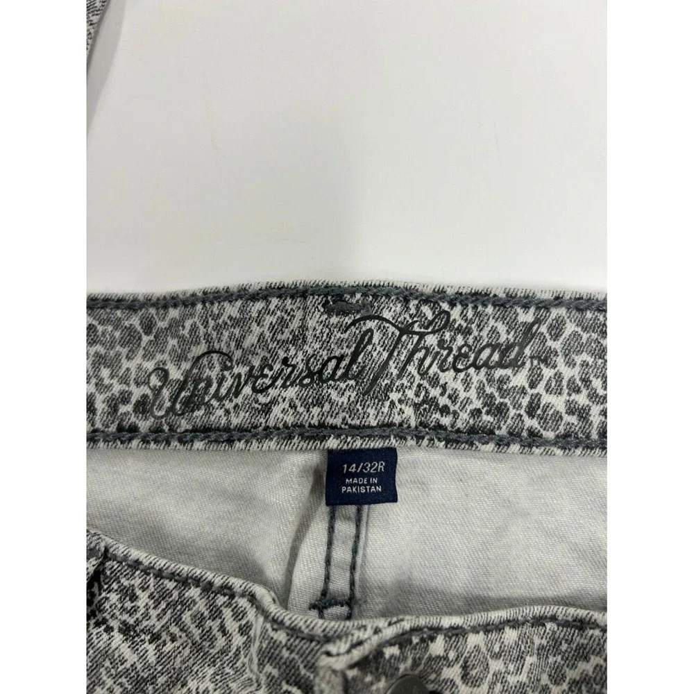UniversalThread High Rise Skinny Jeans Size 14 Gray Animal Print NWT Edgy Modern - Picture 10 of 13